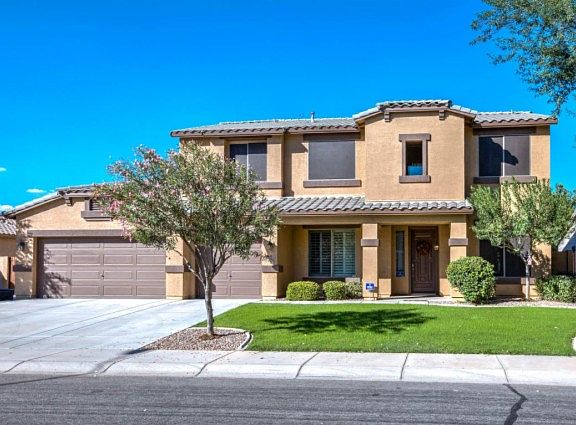2nd image of 3114 E Mead Dr