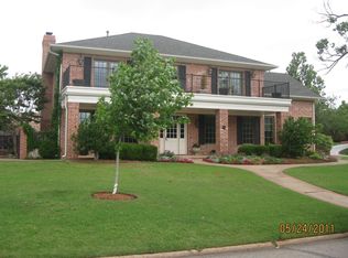 1601 Huntington Ave, Nichols Hills, OK 73116