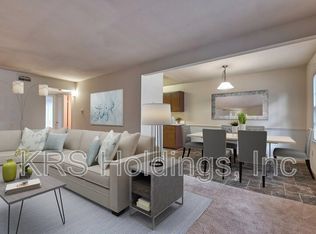 7732 Colonial Point Ln #20-A, Gloucester Pt, VA 23062