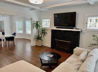 1100 Ridge Rd, Wilmette, IL 60091