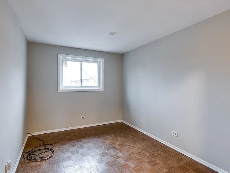 18W269 Kirkland Ln — Photo 15
