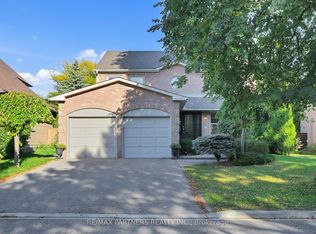82 Ferndell Cir, Markham, ON L3R3Y8