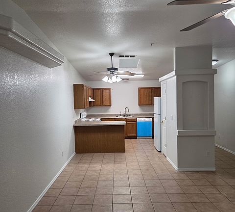 2nd image of 1361 Wapati Dr #2