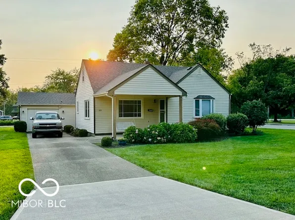 239 N East St, Pendleton, IN 46064