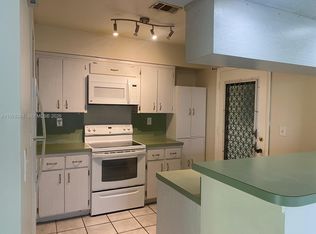 9150 NW 38th Dr APT 301, Pompano Beach, FL 33065