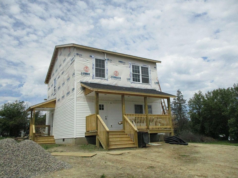 1st image of 405 Depot St NW