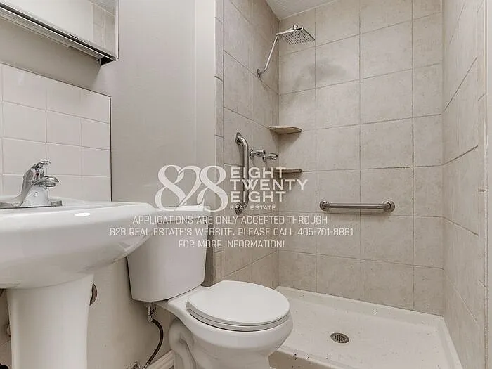 8129 NW 28th Ter — Photo 20