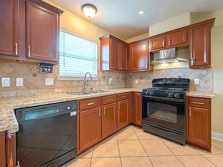 11015 Warath Oak Ct — Photo 11