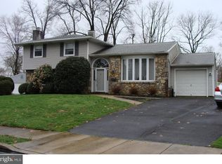 344 Hancock Rd, Warminster, PA 18974