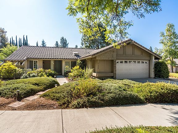 4th image of 2448 Wood Ct