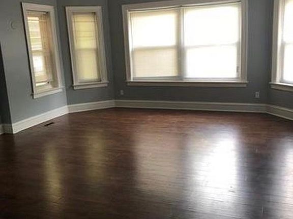 2nd image of 7831 S Cornell Ave #2