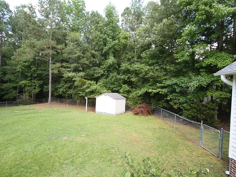 113 Drew Ct — Photo 24