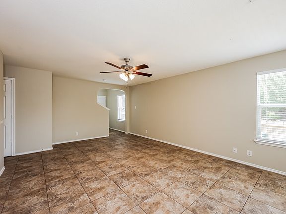 4th image of 4030 Sparrow Lk
