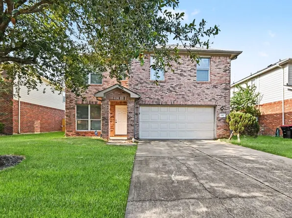 1502 Chandler Park Ln, Fresno, TX 77545