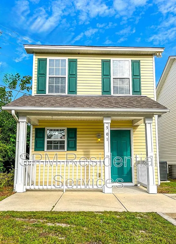 Smith Creek Village Townhomes — Photo 1