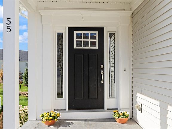 2nd image of 55 Oxbow Rd #55