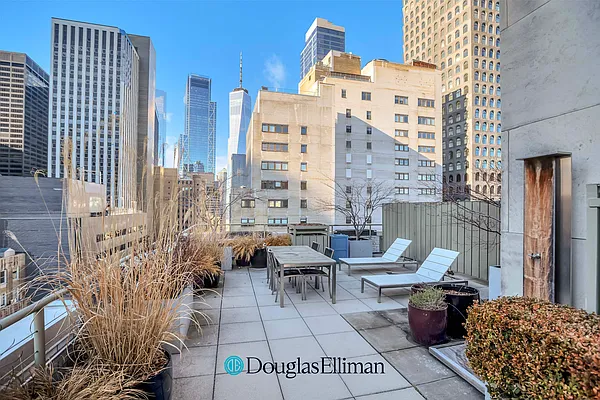 Rented by Douglas Elliman | media 21