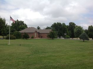 4335 W Farm Rd 94, Springfield, MO 65803