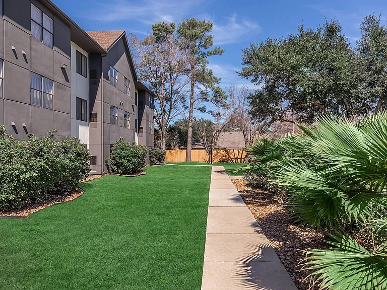 Perla 249 Apartments — Photo 11