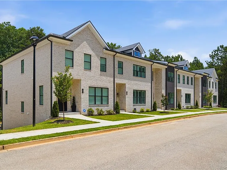 185 Brush Creek Ct — Photo 11