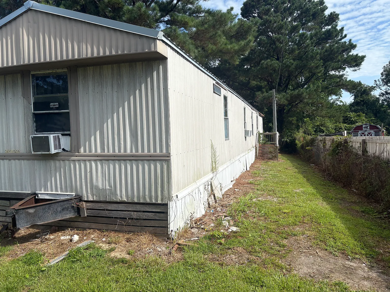 3 bed, $1,250 — Photo 2