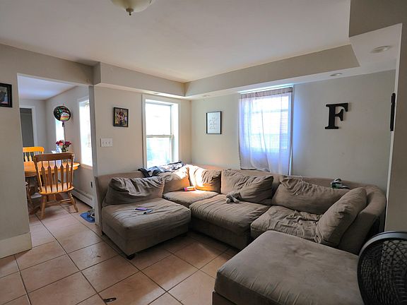 5th image of 127 E Hollis St #129
