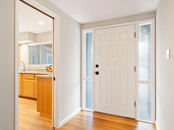 2nd image of 10299 Colby Ave
