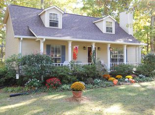 1112 Boone Ridge Rd, Burns, TN 37029