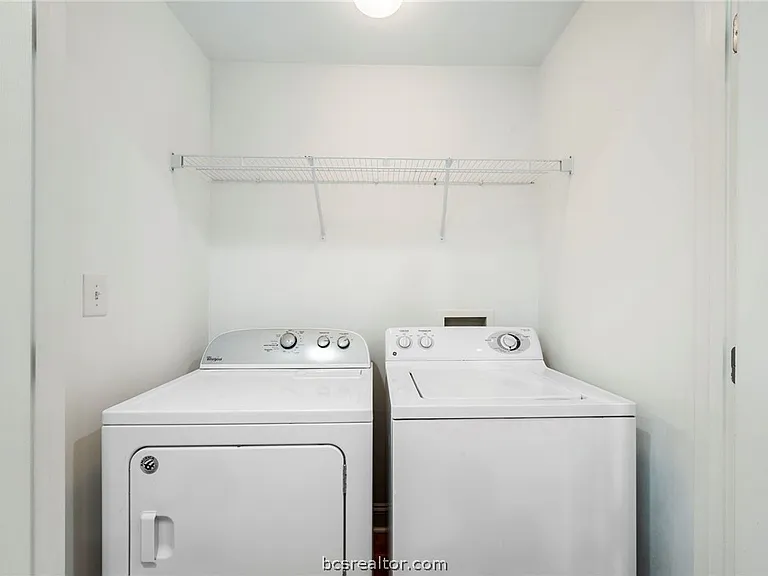 1725 Harvey Mitchell Pkwy S #2125 — Photo 5