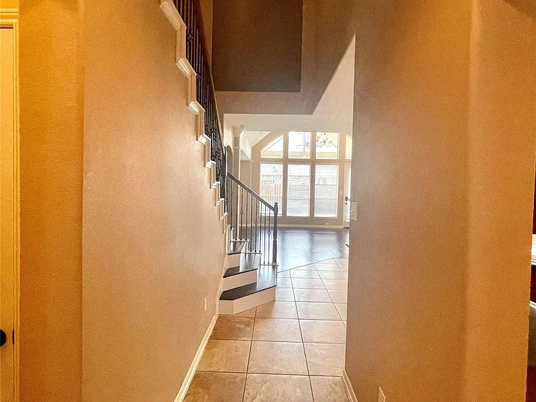 6326 Bennington Springs Dr — Photo 5