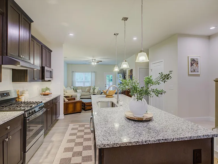 6377 Ashton Park Dr — Photo 15