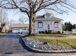 256 Black Rock Rd, Oaks, PA 19456