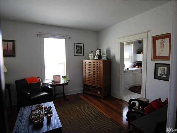 2nd image of 3120 N 25th St