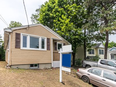 177 Pine Hill Cir, Waltham, MA, 02451