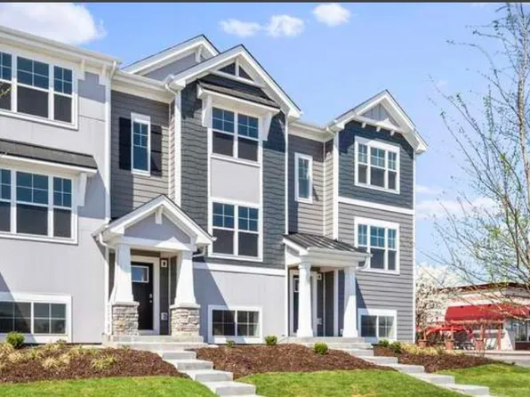 2122 Glacier St, Mundelein, IL 60060