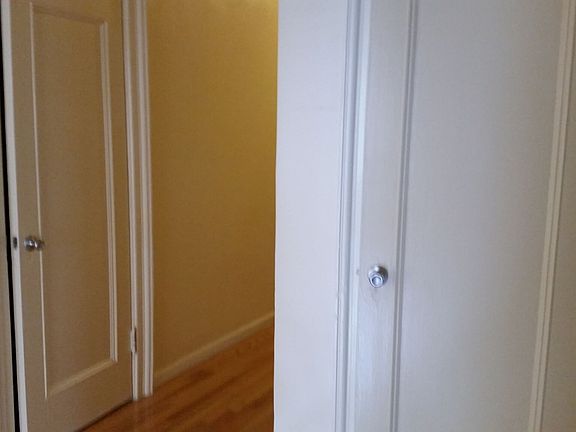 5th image of 701 W 175th St APT 4F
