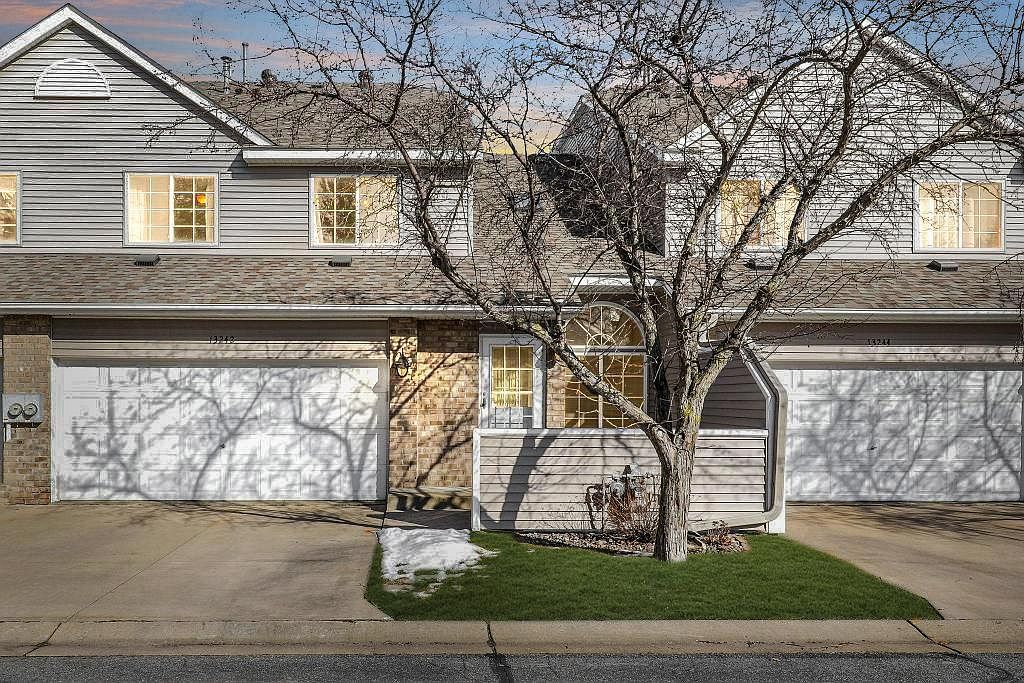 13242 Aberdeen St NE, Blaine, MN 55449 | Zillow