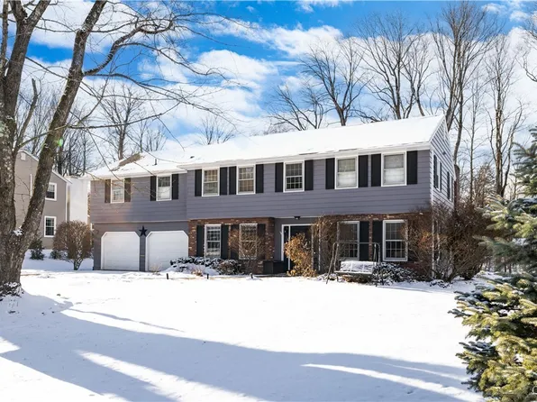 52 Woodberry Rd, New Hartford, NY 13413