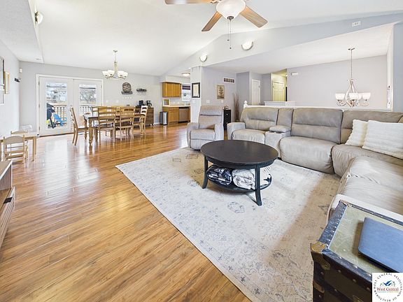 4th image of 7 SE 150th Rd