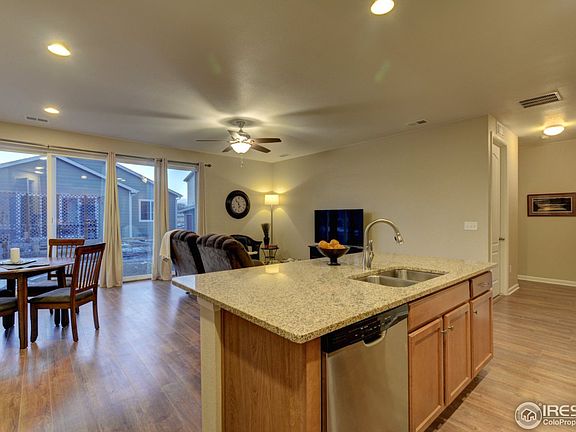 3rd image of 362 Chipman Dr