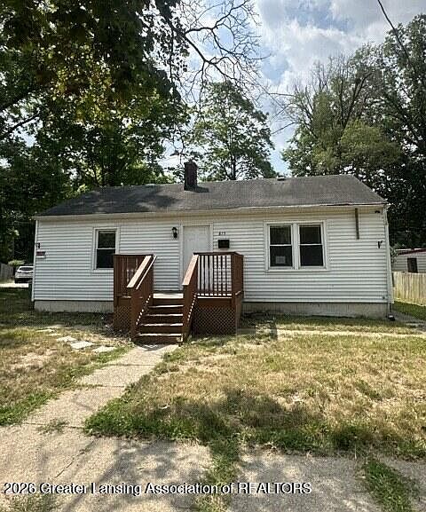 1st image of 815 Woodbine Ave