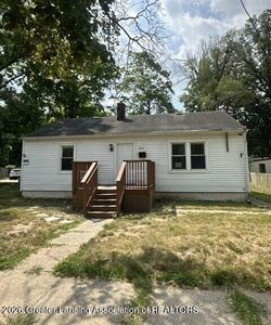 815 Woodbine Ave, Lansing, MI, 48910
