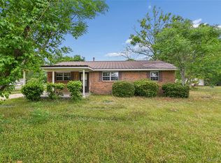 190 Lucky Town Loop, Elmore, AL 36025