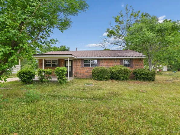 190 Lucky Town Loop, Elmore, AL 36025