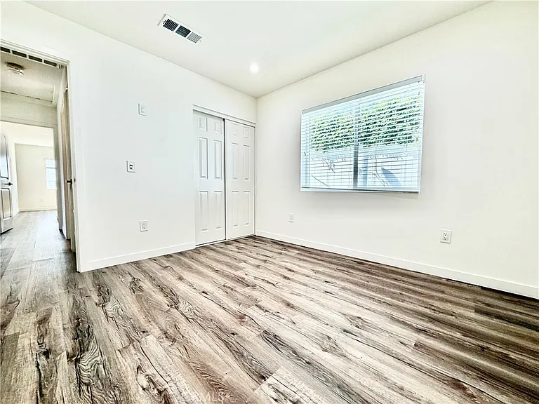 361 Norumbega Dr — Photo 8