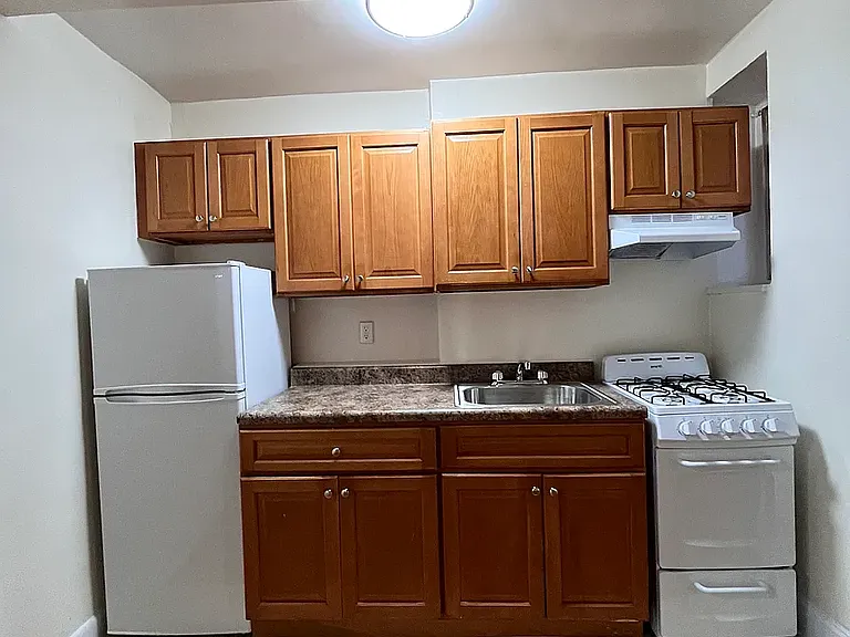 143-36 Barclay Ave #6A — Photo 4