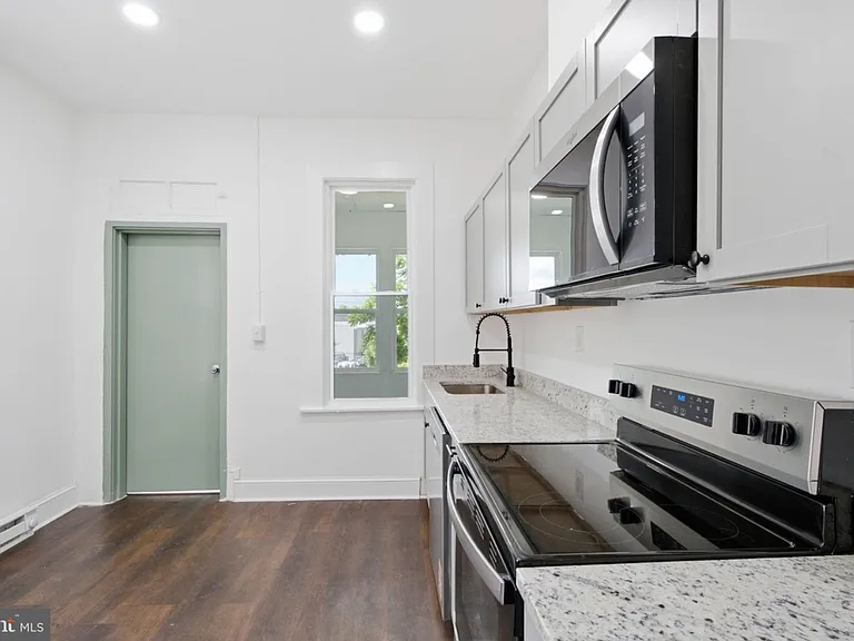 267 S Potomac St #1 — Photo 5