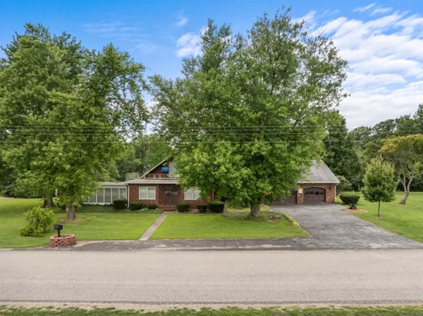 19455 N Cline Orchard Rd, Marshall, IL 62441