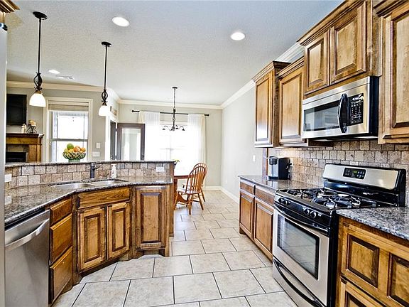 4th image of 6508 W Hearth Falls Dr
