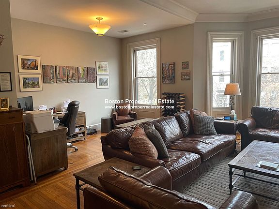 331 Beacon St. #3 Boston - Back Bay Unit Photo 2